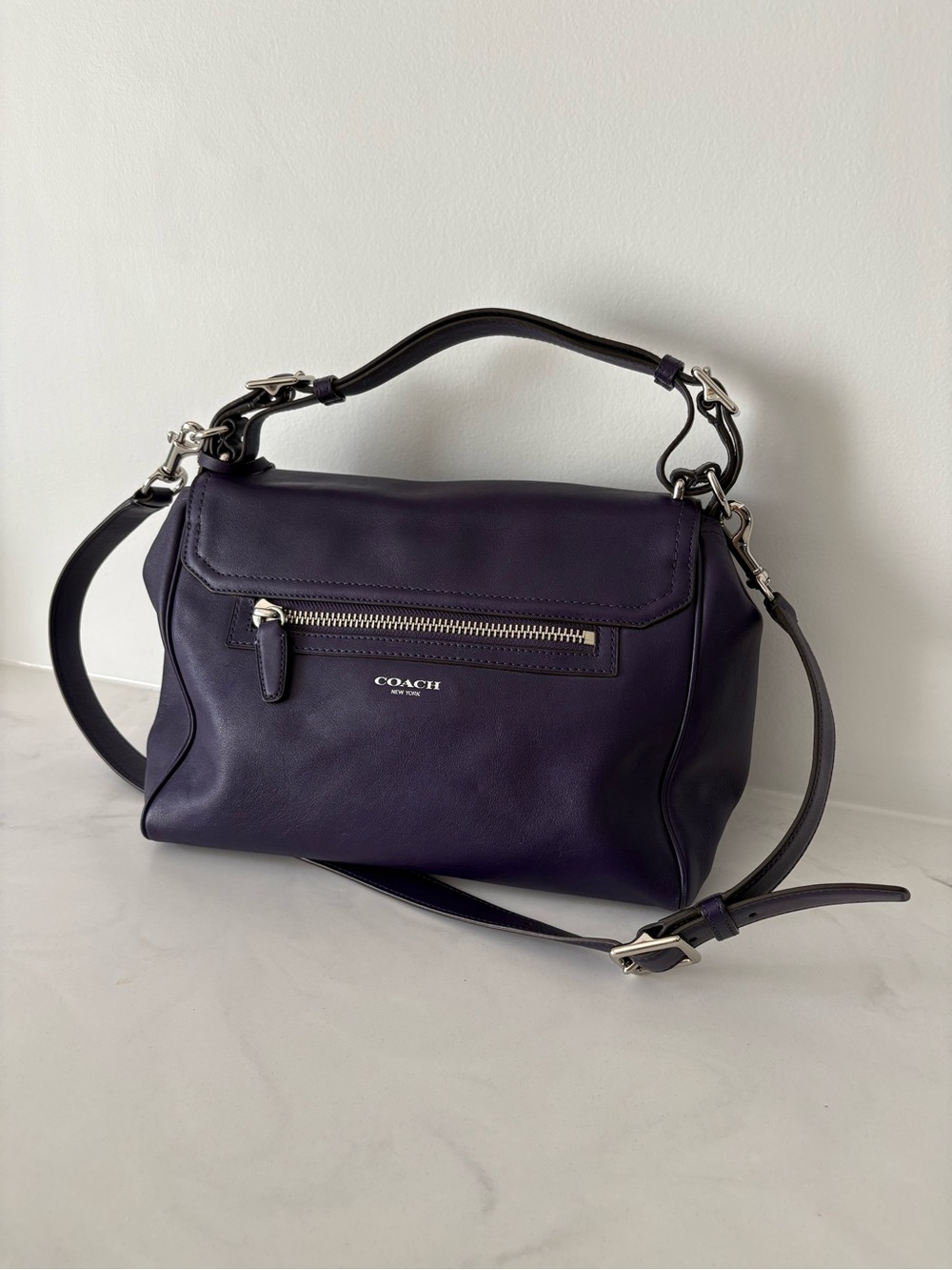 COACH Legacy Bag - Picture 3 of 6